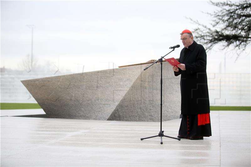 Archbishop of Zagreb issues Christmas message