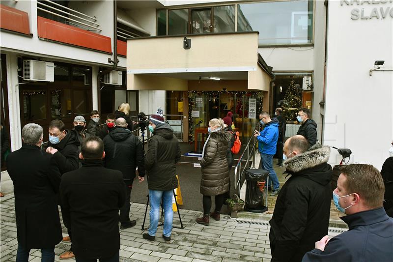 Započelo cijepljenje protiv bolesti COVID-19 u Brodsko-posavskoj županiji