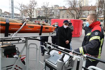 Bandić predao vatrogasno vozilo za spašavanje s visina