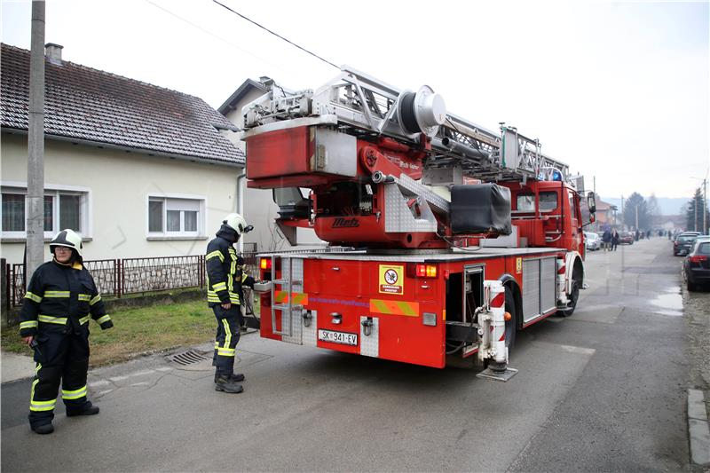 Firefighters from 17 counties helping Petrinja and Sisak