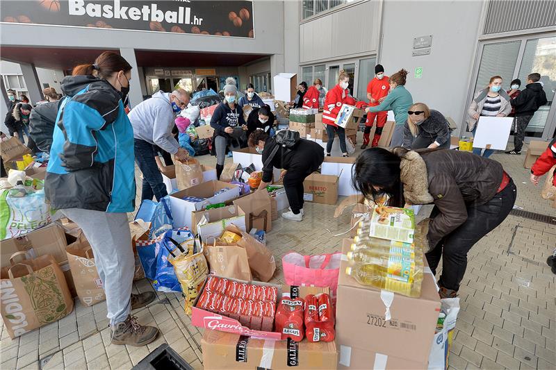 Prikupljanje humanitarne pomoći u Zadru