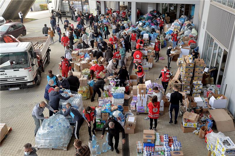 Prikupljanje humanitarne pomoći u Zadru