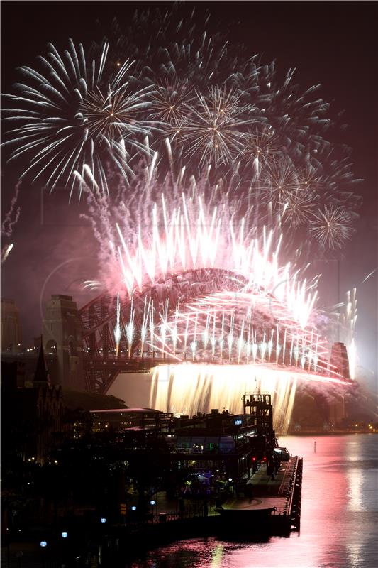 AUSTRALIA SYDNEY NYE FIREWORKS