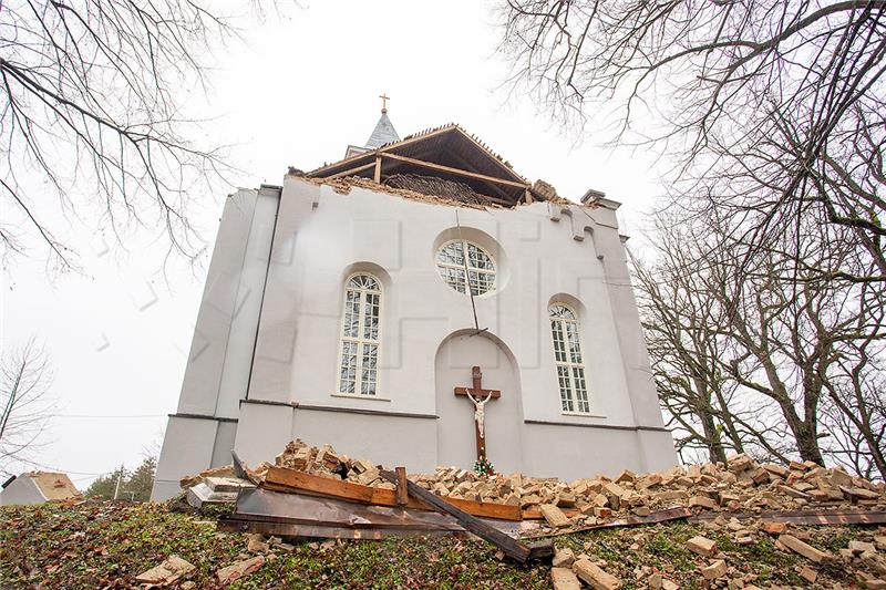 U potresu uništena sisačka katedrala i 6 župnih crkvi, a 20 teško oštećeno