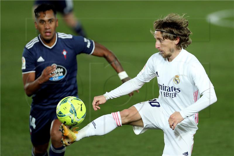 Real Madrid preuzeo vrh Primere, Modrić nastupio