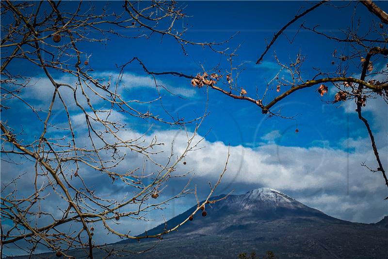 ITALY SNOW VOLCANO VESUVIUS