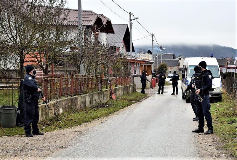 Kazneno prijavljeni nakon objave snimke novogodišnje pucnjave u Perušiću