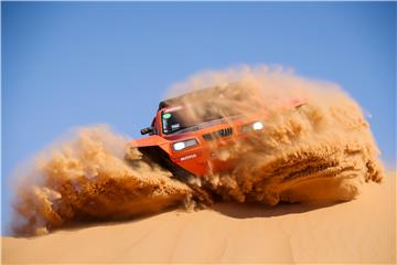 Reli Dakar:  Barredi i  Al-Attiyahu etapa