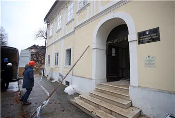 Spašavanje arhivske građe Državnog arhiva Sisak u Petrinji