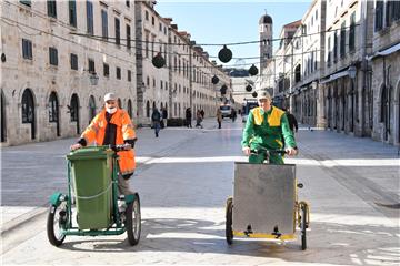 Grad Dubrovnik nabavio četiri električna teretna bicikla