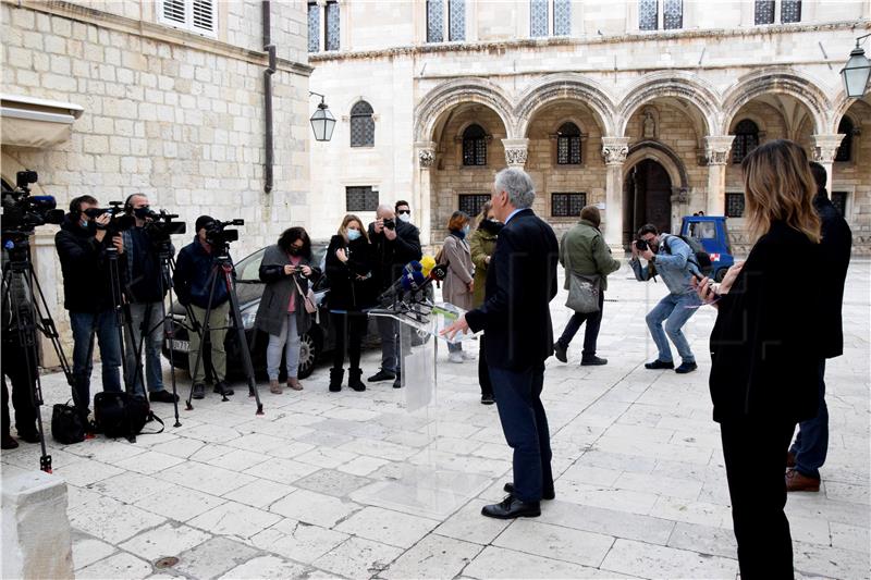 Dubrovnik: Konferencija za medije župana Dobroslavića