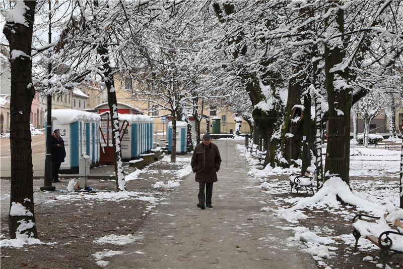 Gavrilović donates building, land for future high school in Petrinja