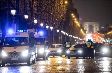 FRANCE PARIS CORONAVIRUS PANDEMIC NEW CURFEW