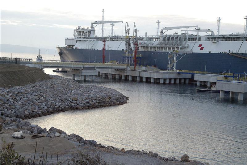 Večernji list: Hrvatski LNG terminal izazvao žestoku konkurenciju