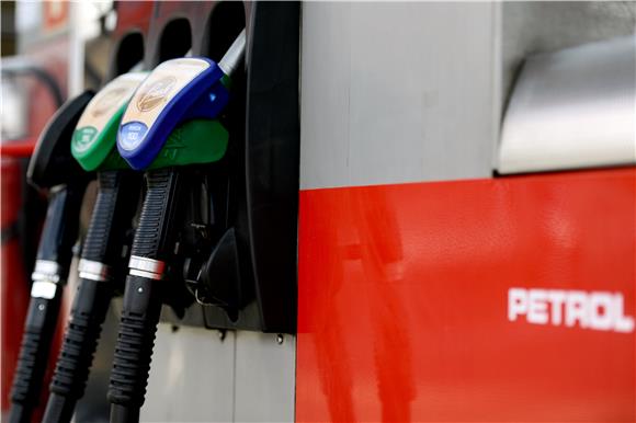 Večernji list: Petrol od Ine preuzeo vodeće mjesto u regiji po broju crpki