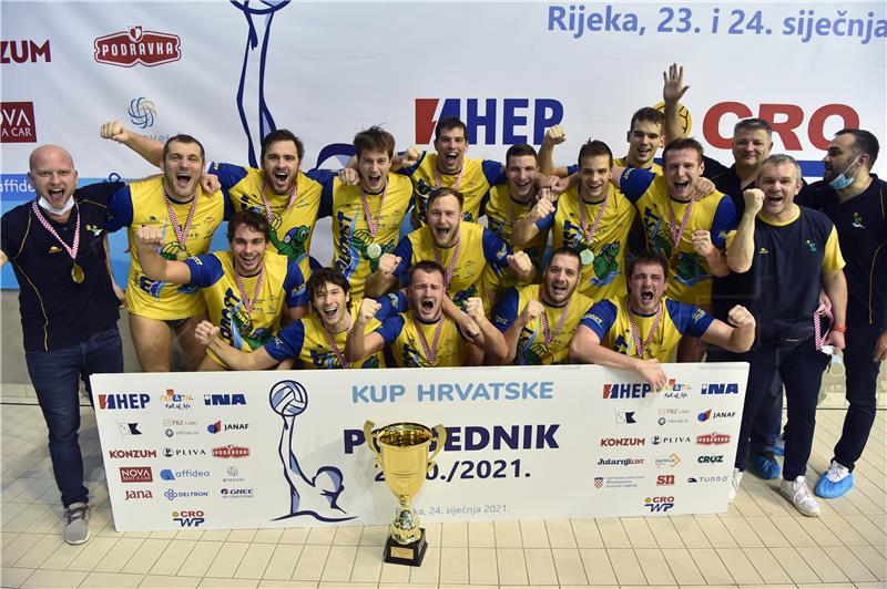 Kup: Jug AO - Mladost 13-15