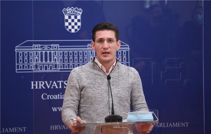 Konferencija za medije Mosta na temu Zašto EU fondovi ne mogu obnoviti Zagreb