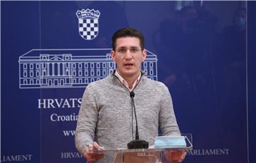 Konferencija za medije Mosta na temu Zašto EU fondovi ne mogu obnoviti Zagreb