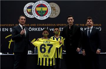 TURKEY SOCCER FENERBAHCE MESUT OEZIL