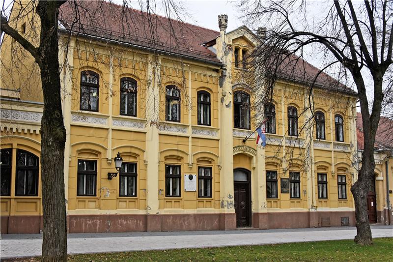 Lažna dojava o postavljenoj bombi u zgradi suda u Vinkovcima