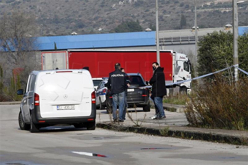 Ubojstvo u Vodicama, pucnjava u Ražinama