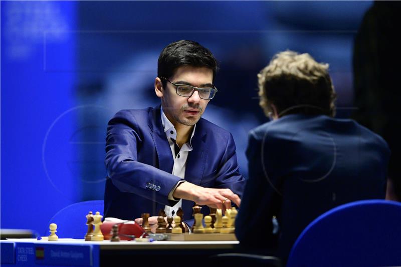 Šah: Anish Giri propustio 'meč-loptu'