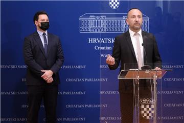 Konferencija za medije Kluba zastupnika Hrvatskih suverenista