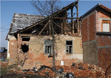 Makarski poduzetnici grade kuću šesteročlanoj obitelji kod Petrinje