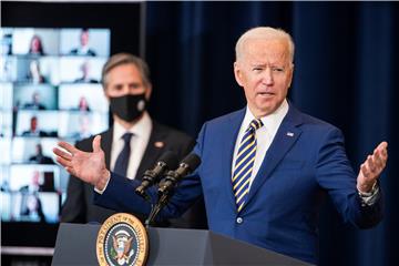 Biden će prekršiti praksu i Trumpu uskratiti obavještajne brifinge 