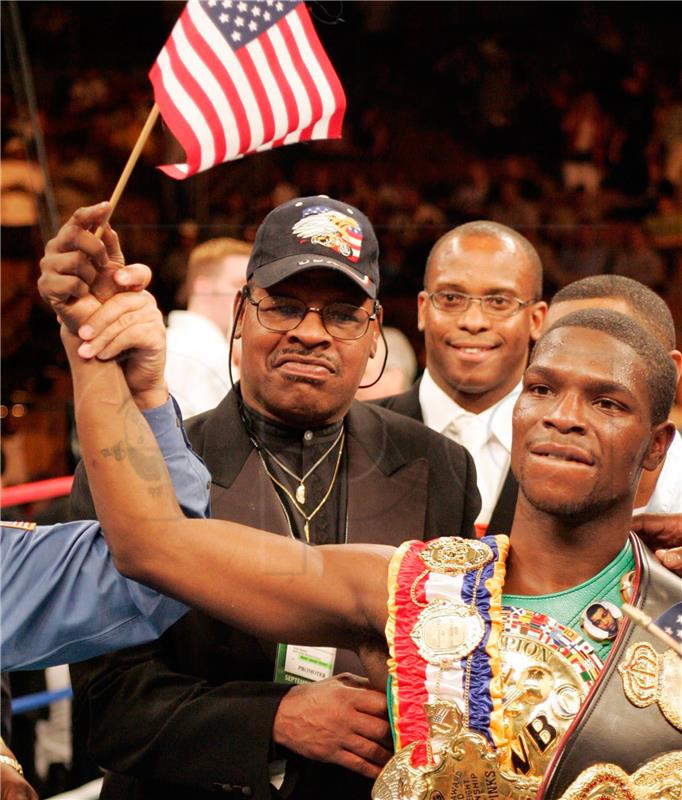 (FILE) USA BOXING SPINKS OBIT