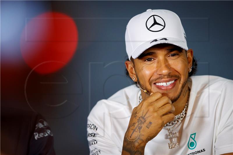 Hamilton potpisao ugovor s Mercedesom 