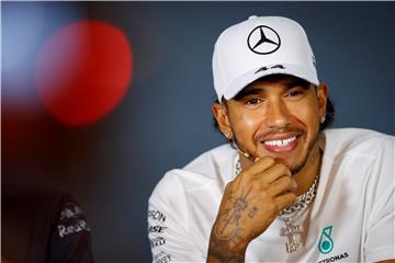 Hamilton potpisao ugovor s Mercedesom 