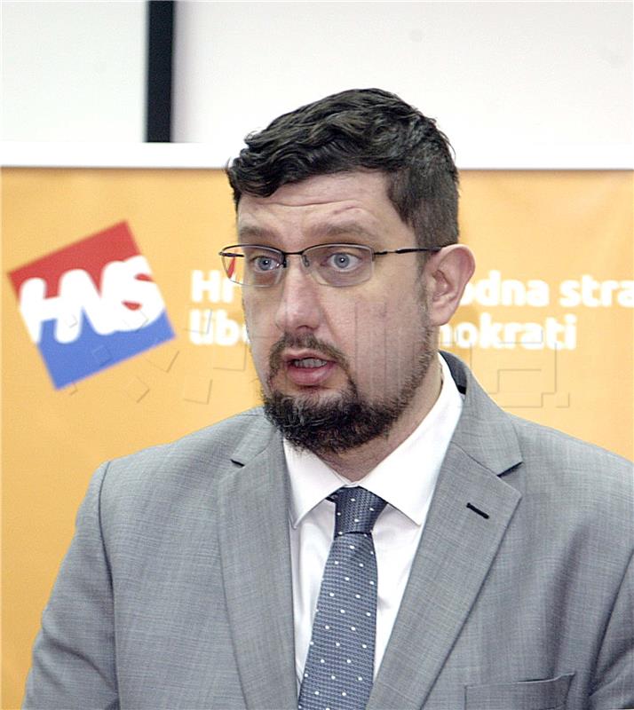 Konferencija za novinare riječkog HNS-a