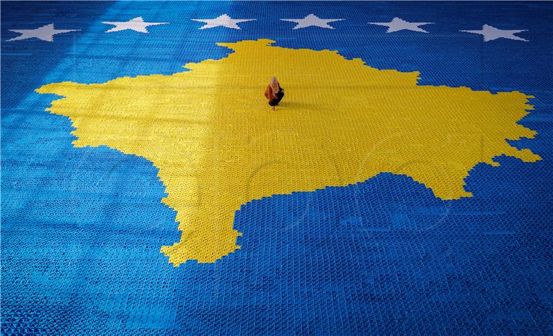 KOSOVO ORIGAMI WORLD GUINNESS RECORD