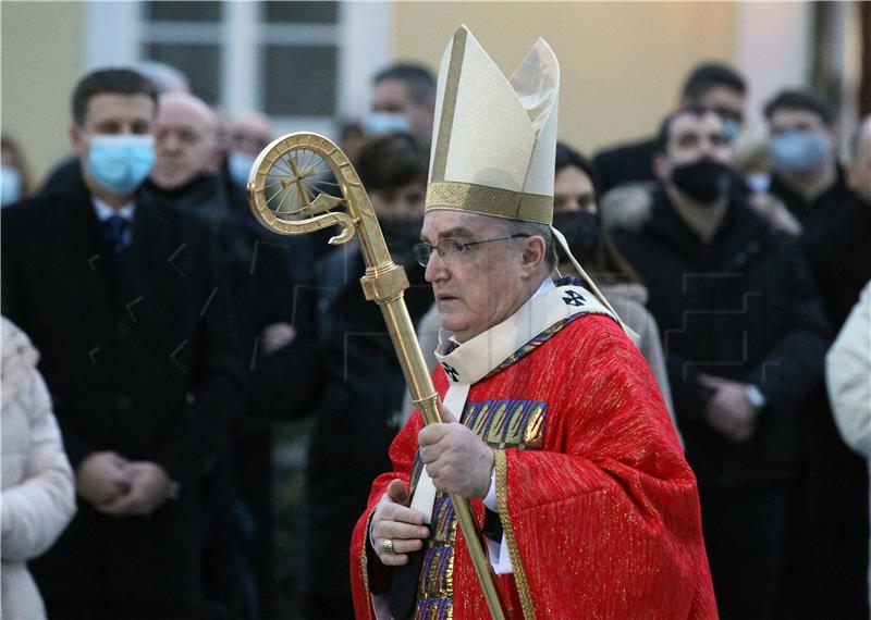 Na spomendan bl. Alojzija Stepinca, Bozanić predvodio euharistijsko slavlje