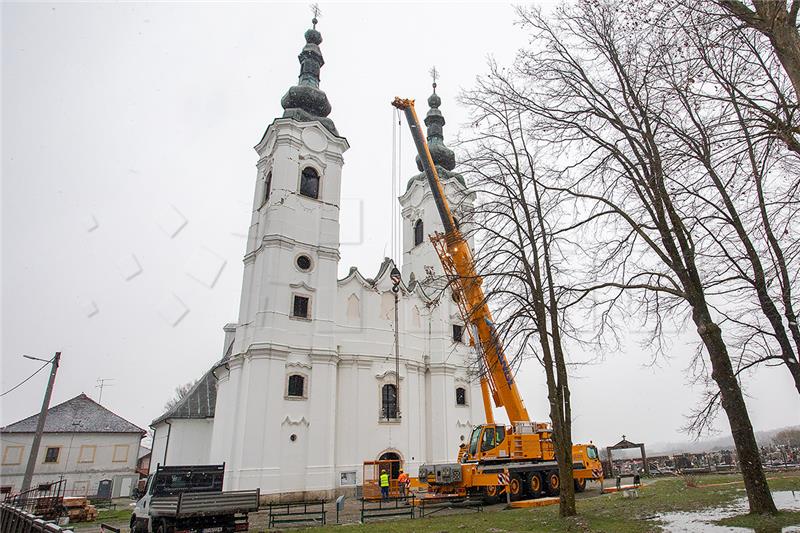 Počeli radovi stabilizacije i osiguranja konstrukcije barokne crkve u Selima