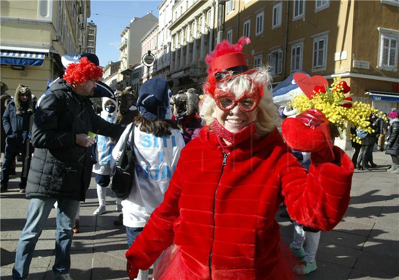 Riječani spontano organizirani karnevalsko druženje