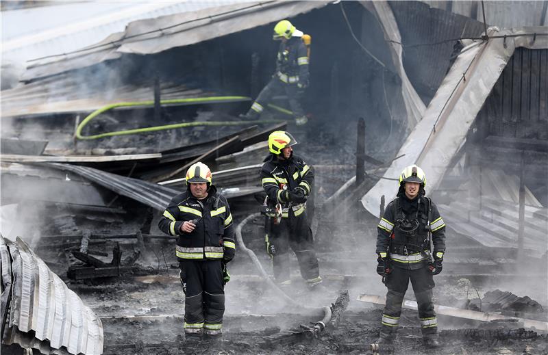 Vatrogasci u nekoliko županija protekli vikend imali niz intervencija