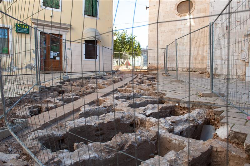 Arheolozi završili istraživanje groblja kod crkve sv. Frane u Šibeniku