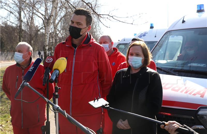 Vozači saniteta od danas u bijelom štrajku