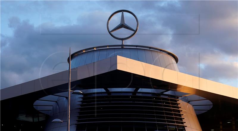 GERMANY BUSINESS DAIMLER AG