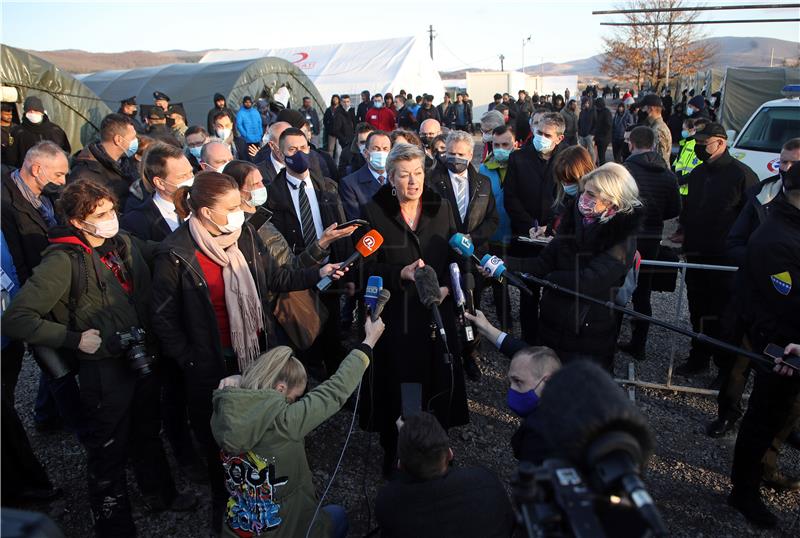 Johansson: BiH has to manage migrant crisis better, EU will help