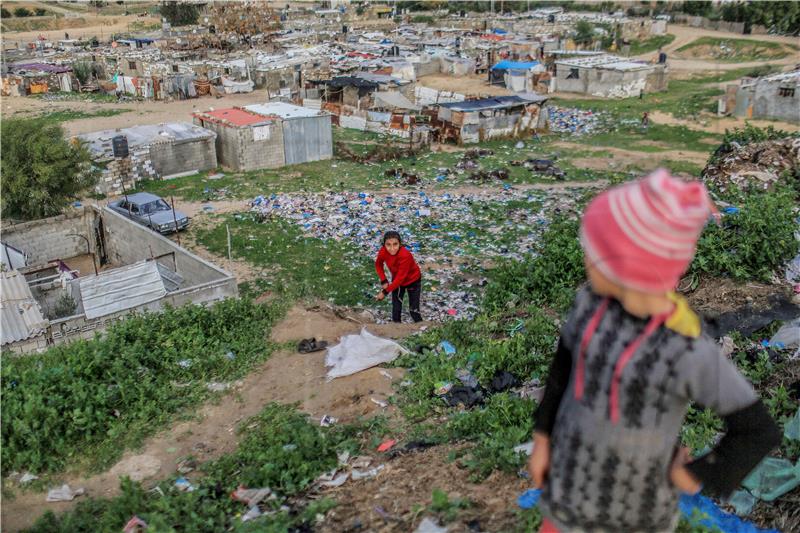 MIDEAST ISRAEL PALESTINIAN COLD WEATHER