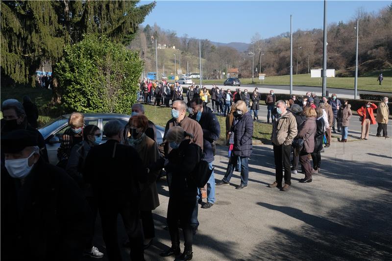 Započelo masovno cijepljenje u Zagrebu