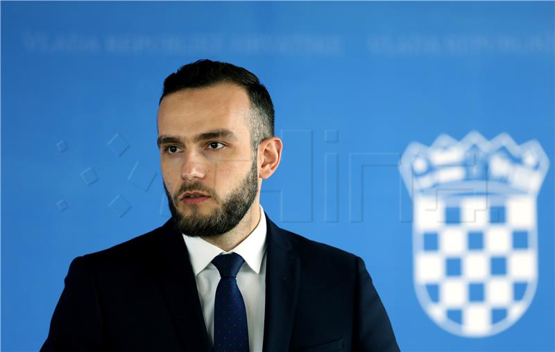 Aladrović: Trebamo dogovoriti što je prihvatljivo i državi i umirovljenicima 