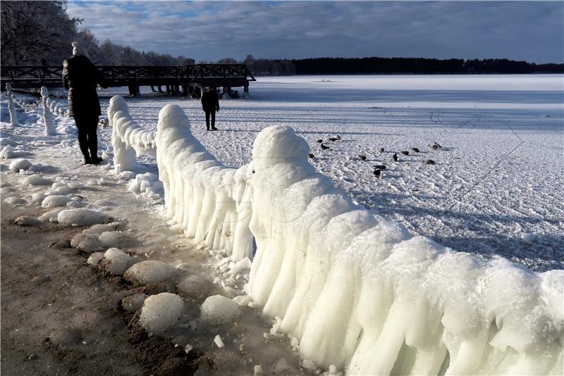 Klizači iz Sarajeva Blidinjsko jezero pretvorili u klizalište 