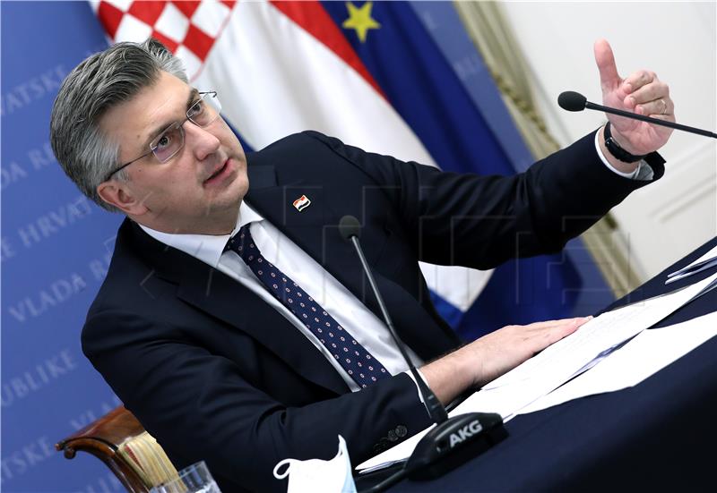 Konferencija za medije premijera Andreja Plenkovića