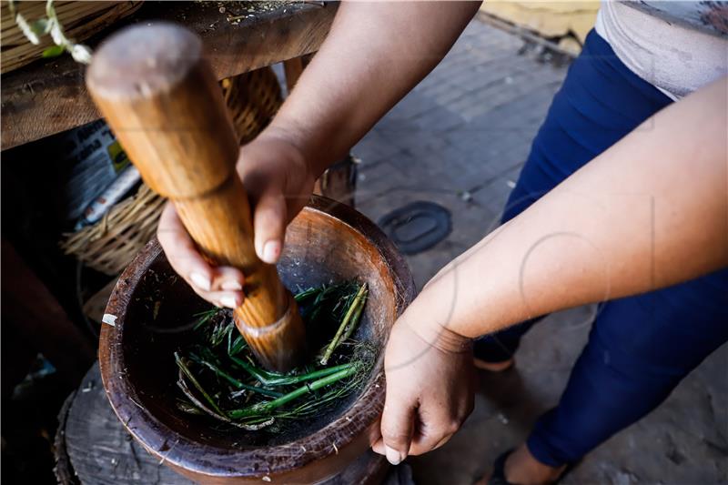 PARAGUAY TRADITION