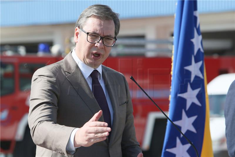 Vučić u Sarajevo donio cjepivo za Federaciju BiH