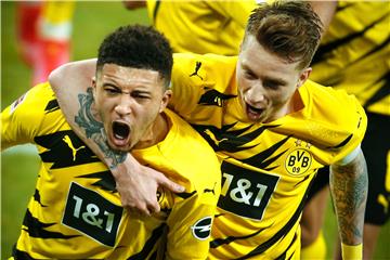 Borussia (D) u polufinalu Kupa